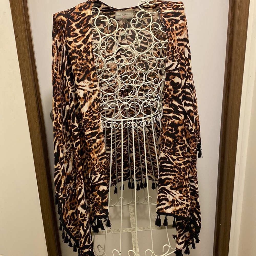 Nwot Bobbie brooks tassel cardigan‎